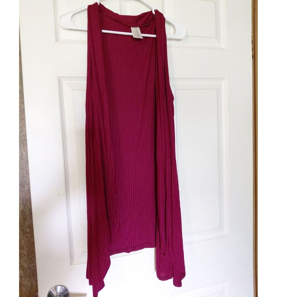 SuperNova maroon ribbed open-front sleeveless cardigan vest